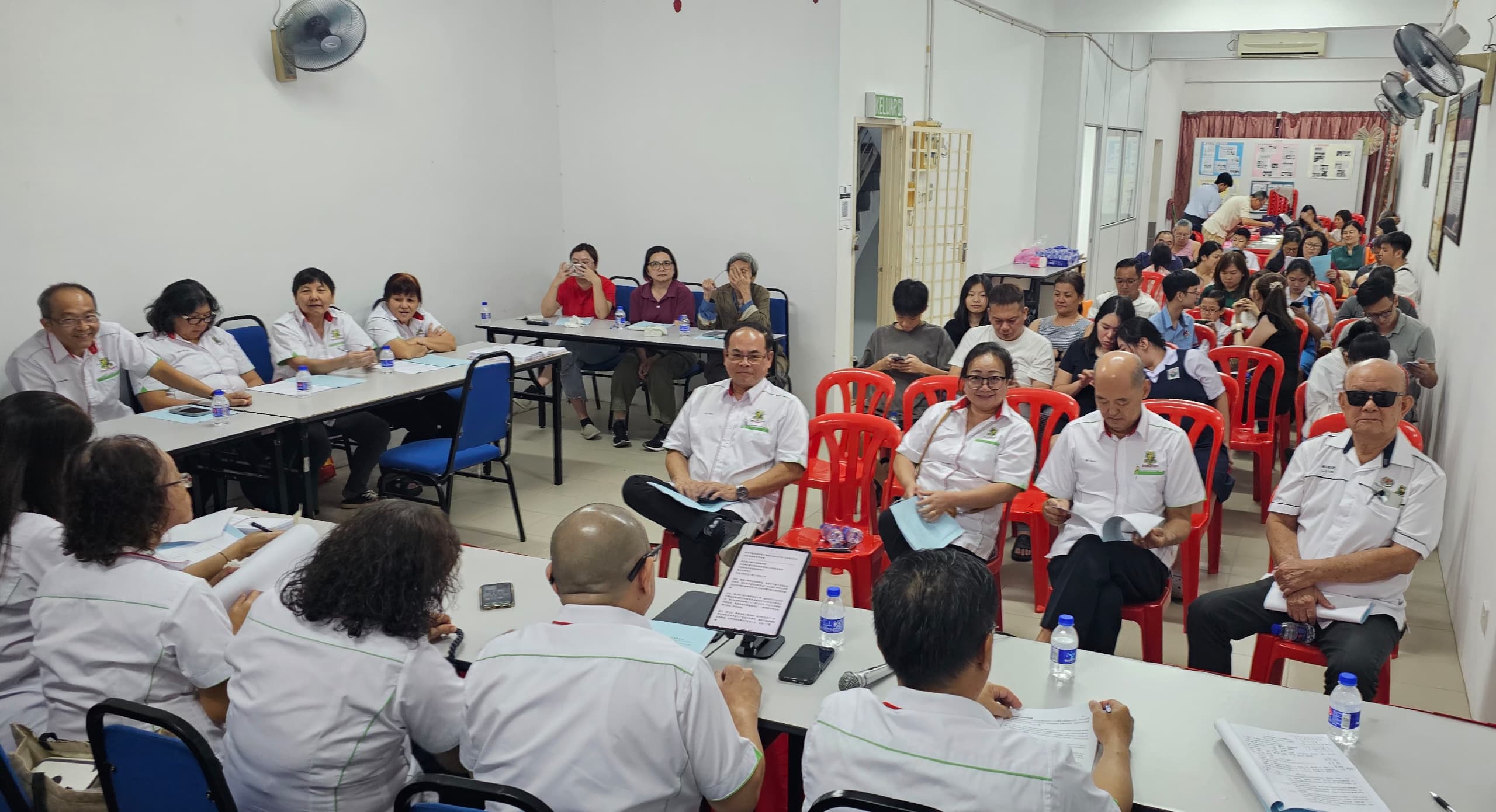 1.3大会進行中之一景。 中國報，星洲日報，南洋商報記者皆有出席報導。